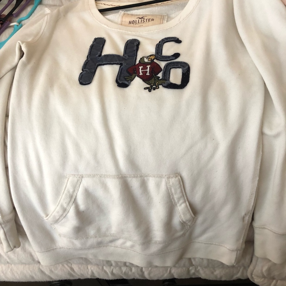 Sweatshirt